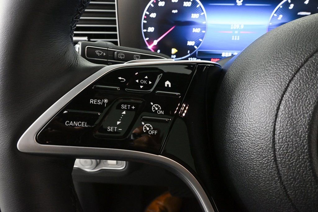 New 2025 Mercedes-Benz GLE 450 4MATIC image 9