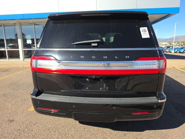 Used 2020 Lincoln Navigator Reserve AWD/4WD image 4