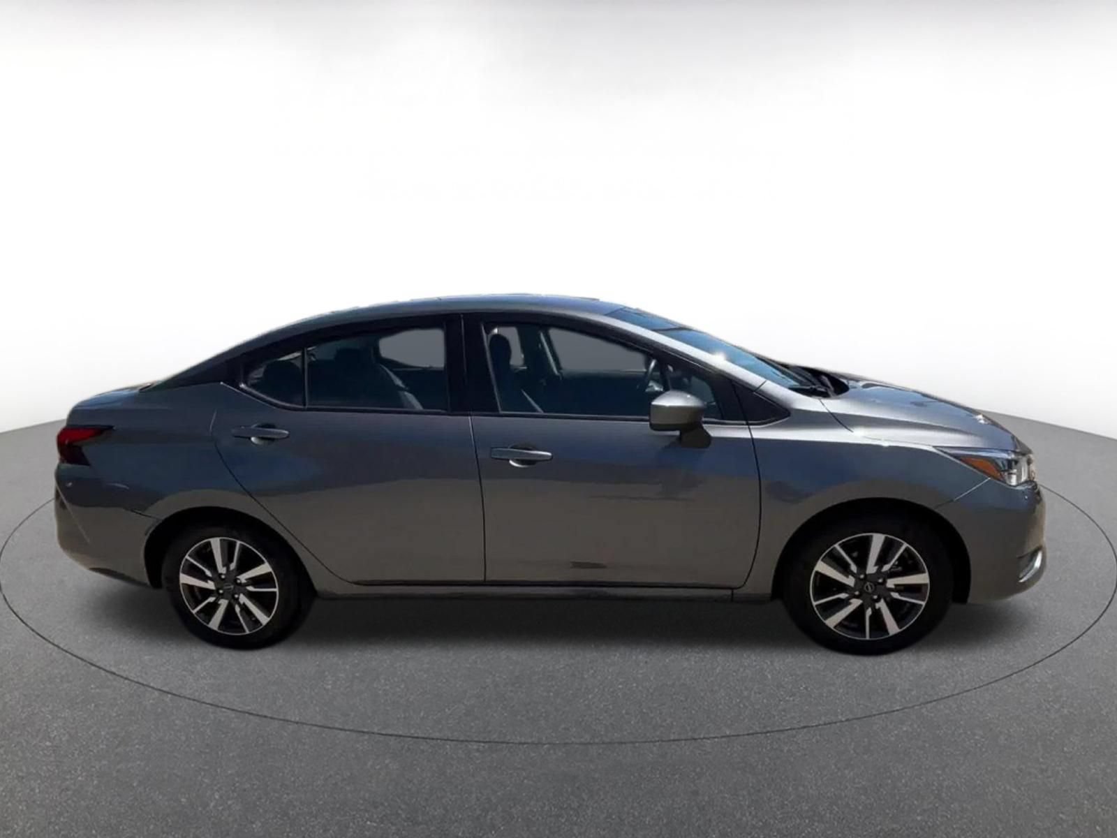 Used 2025 Nissan Versa SV FWD image 16