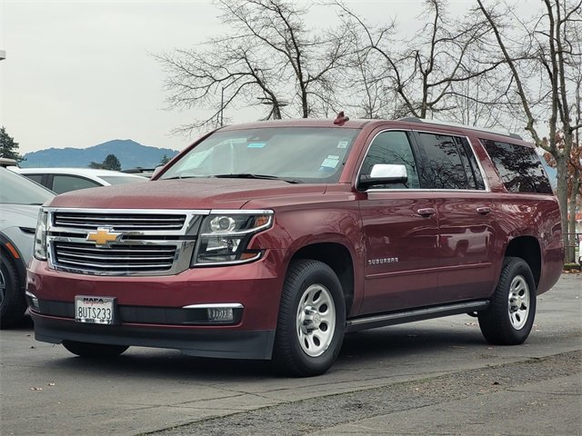 Used 2020 Chevrolet Suburban Premier image 10