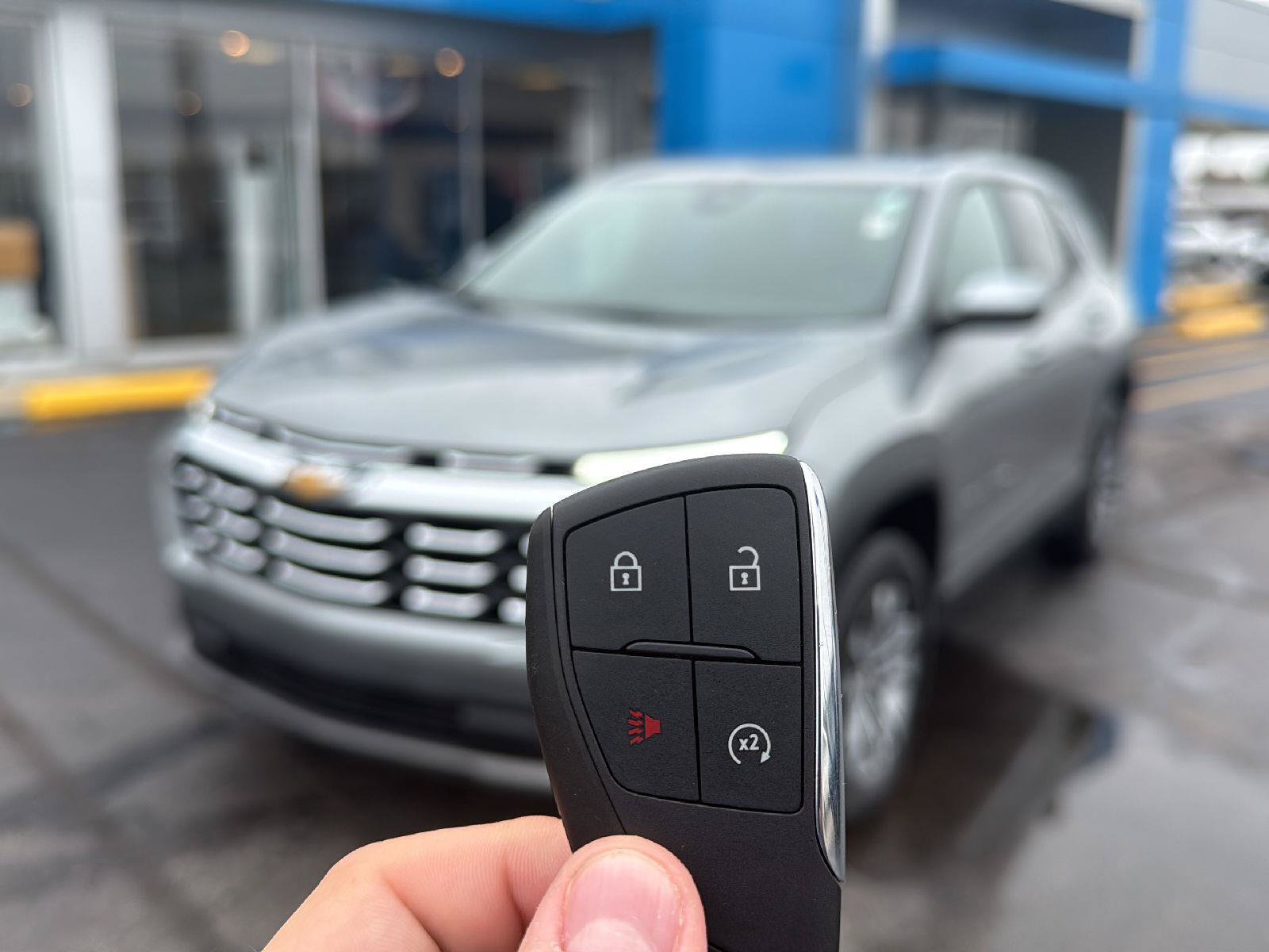 Used 2026 Chevrolet Equinox LT AWD/4WD image 35