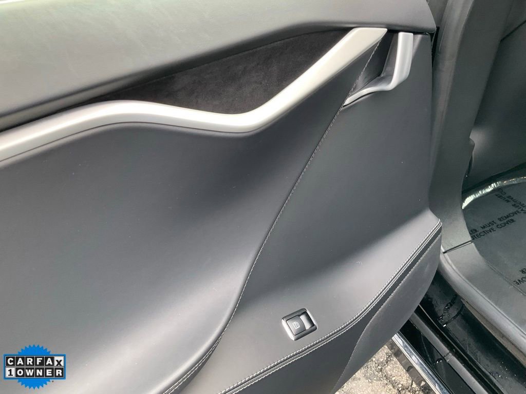 Used 2018 Tesla Model S 100D image 34