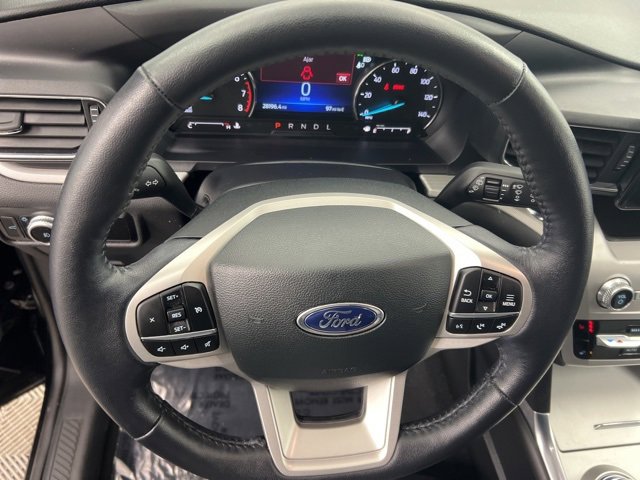 Used 2023 Ford Explorer XLT w/ Equipment Group 202A image 21