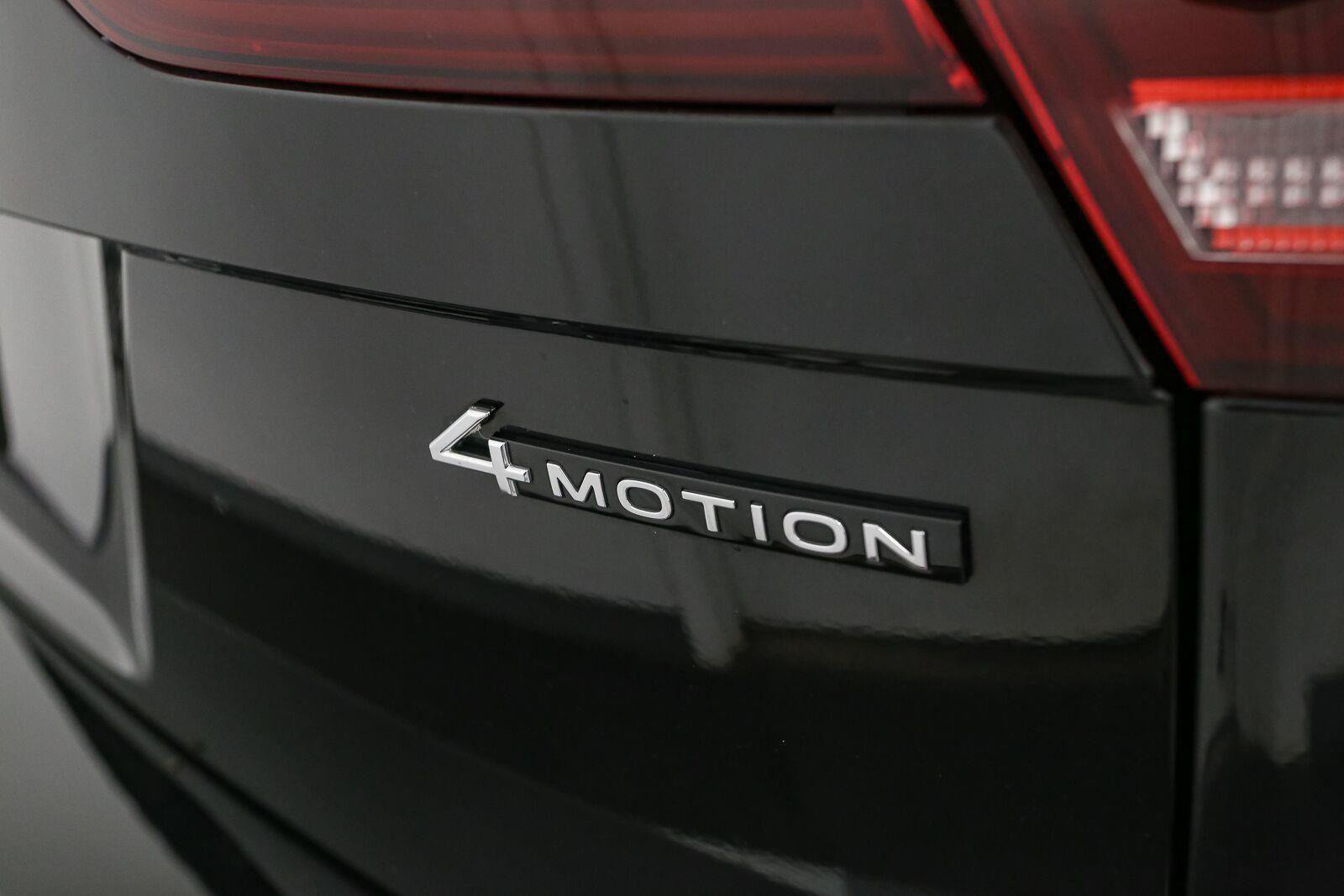 Certified 2022 Volkswagen Tiguan S AWD/4WD image 12