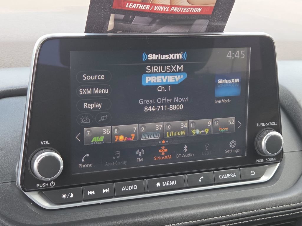 Used 2023 Nissan Rogue SV AWD/4WD image 6