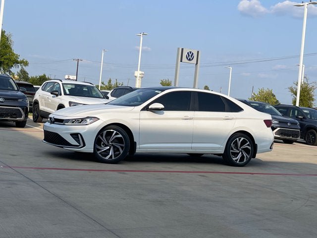 New 2026 Volkswagen Jetta SEL FWD image 1