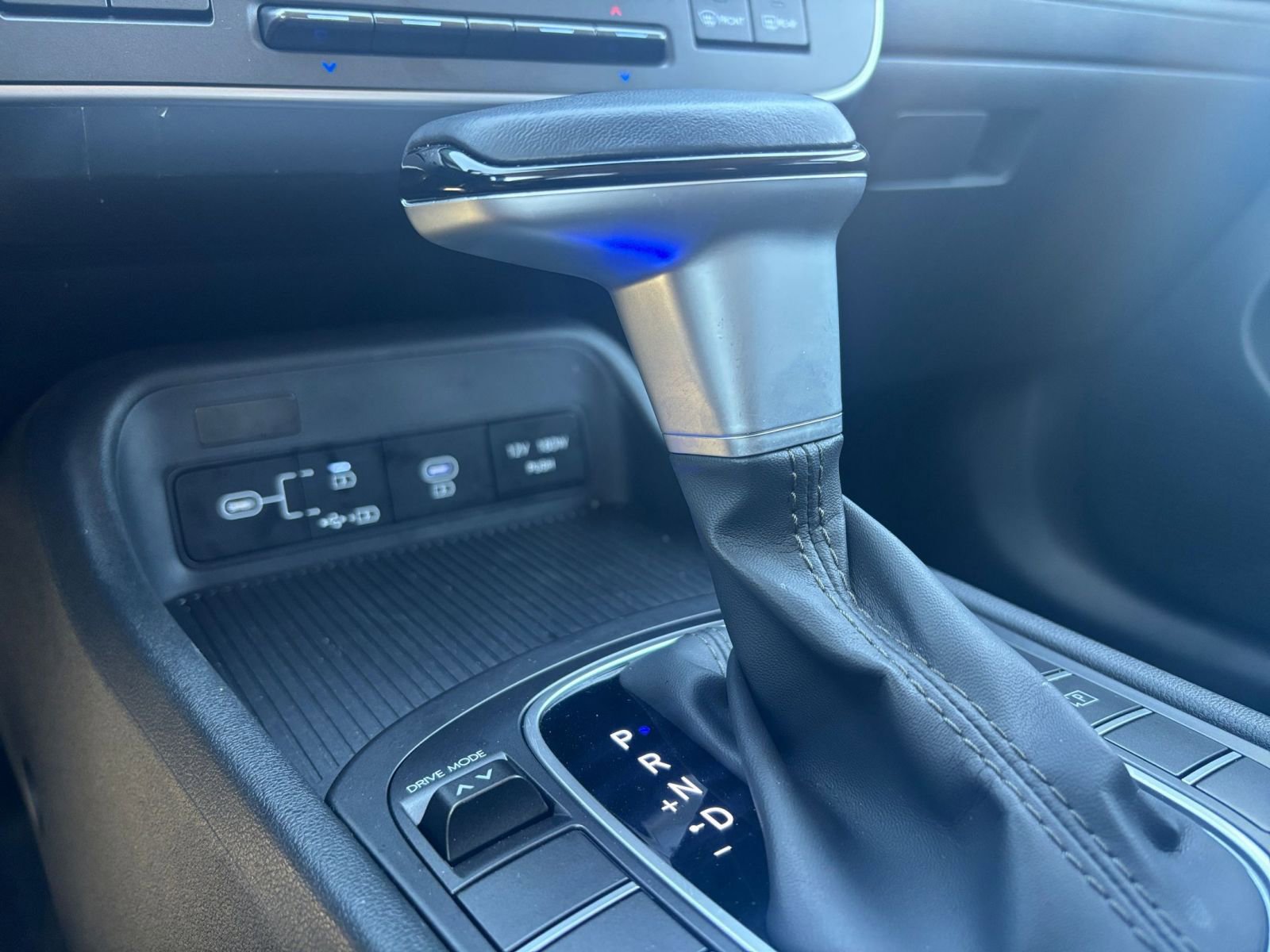 Used 2025 Hyundai Kona SEL image 39