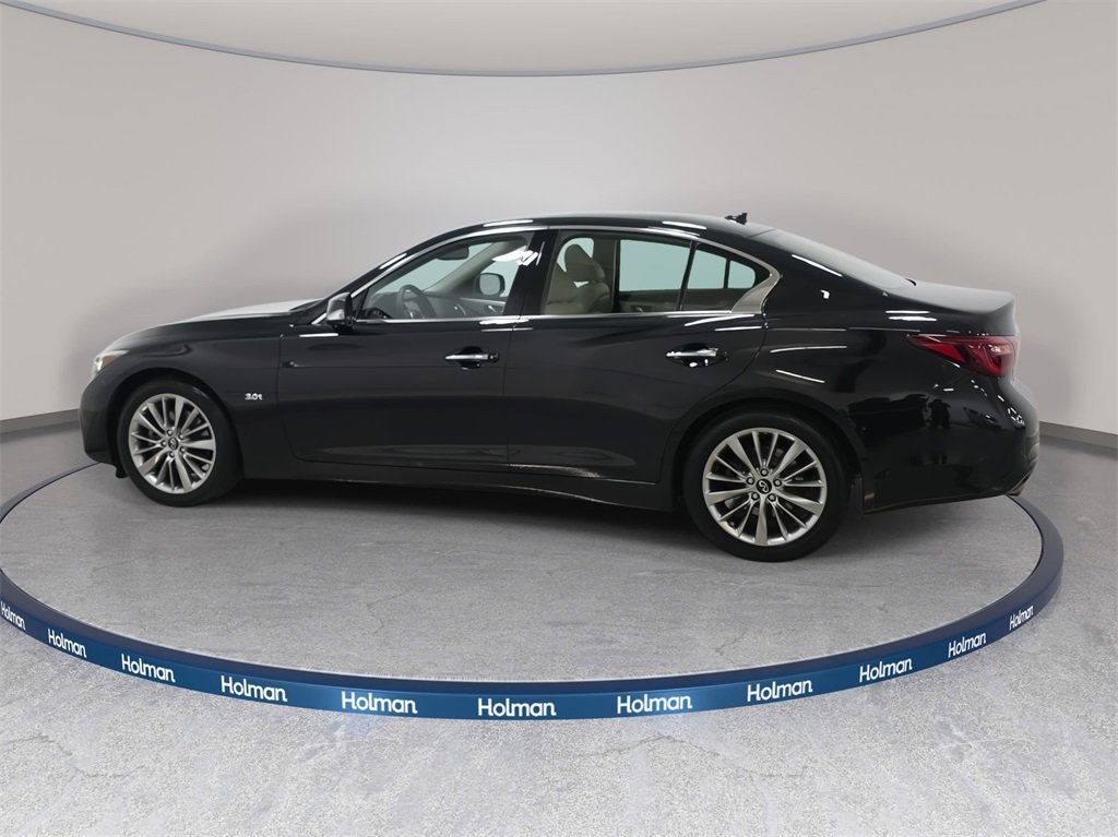 Used 2020 INFINITI Q50 Luxe w/ Essential Package (3.0T Luxe) image 9