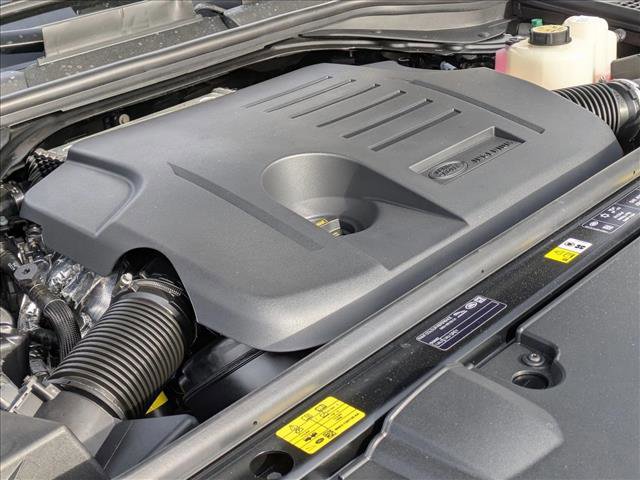 New 2026 Land Rover Range Rover SE image 19