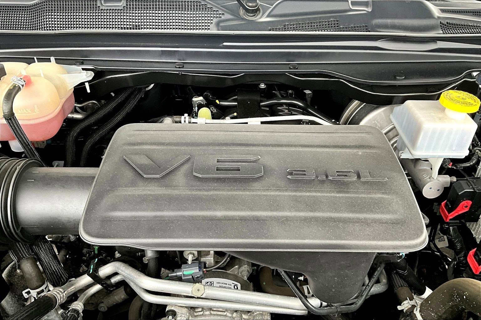 Used 2022 RAM 1500 Big Horn AWD/4WD image 29