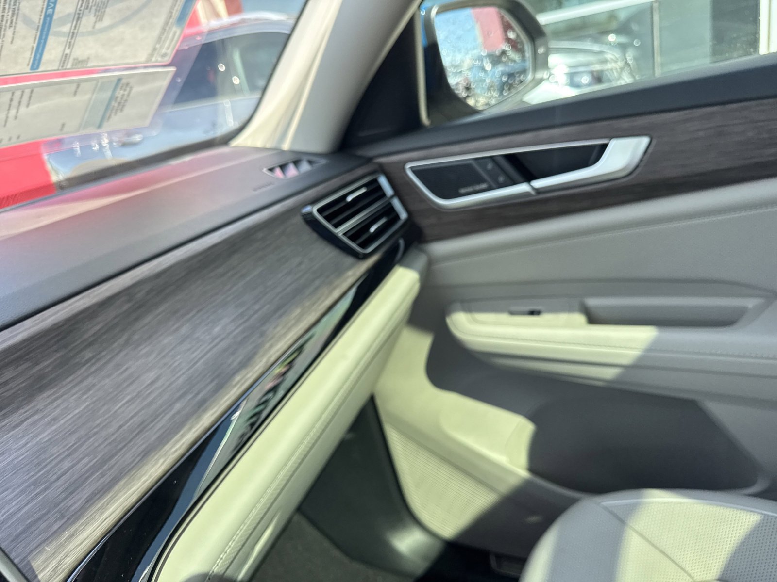 New 2026 Volkswagen Atlas SEL Premium R-Line image 23