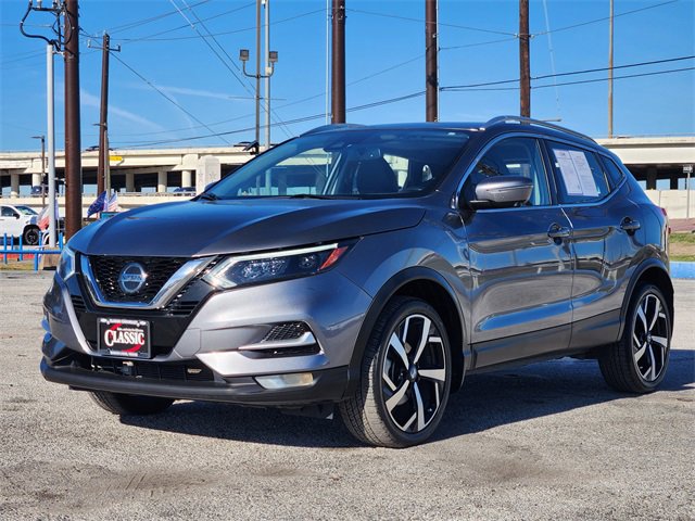 Used 2022 Nissan Rogue Sport SL w/ Premium Package image 3