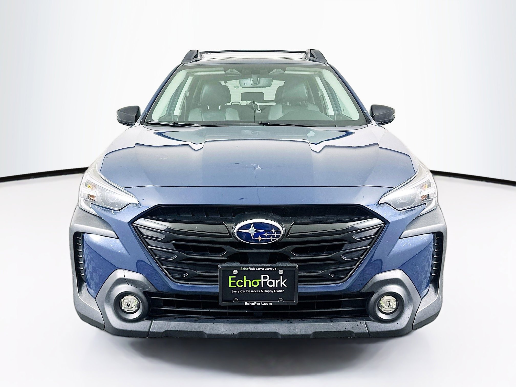 Used 2023 Subaru Outback Onyx Edition image 2
