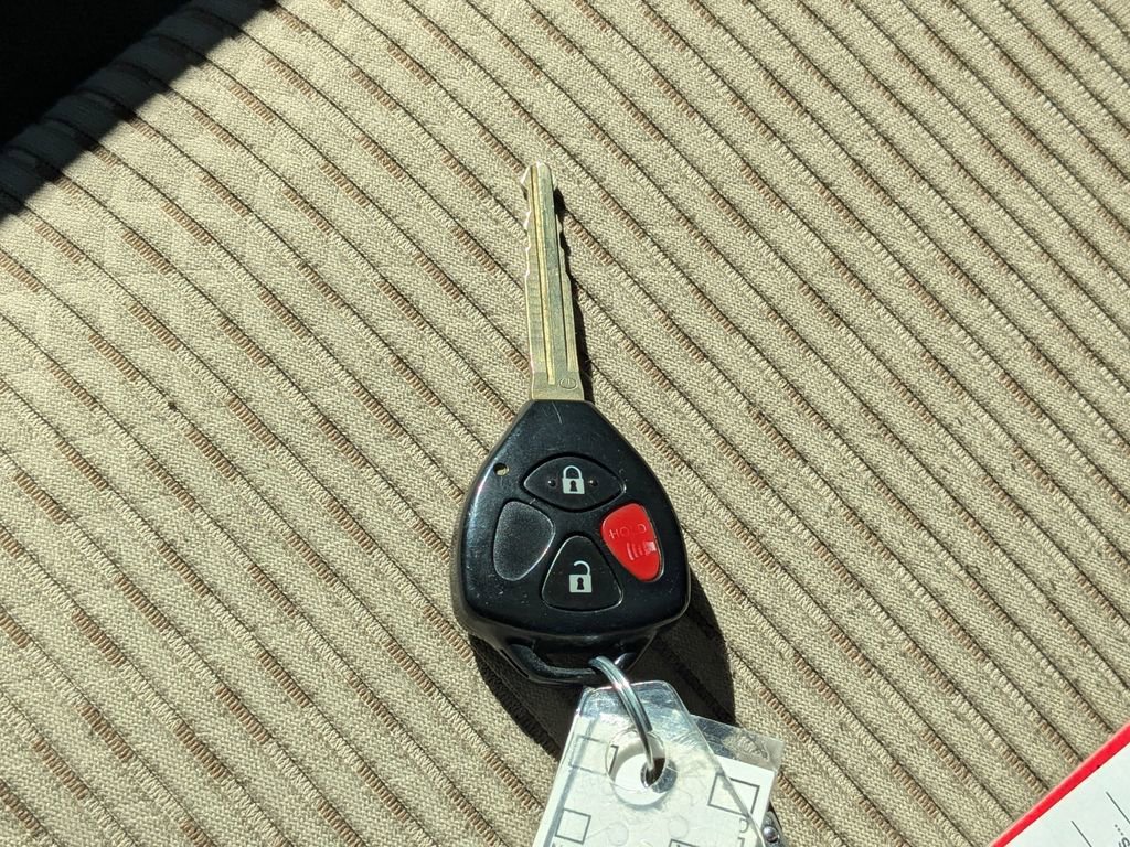 Used 2015 Toyota 4Runner SR5 image 25