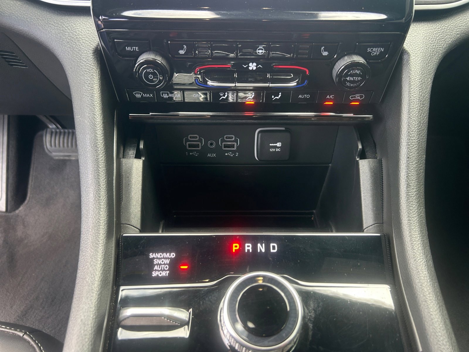 Used 2025 Jeep Grand Cherokee L Limited AWD/4WD image 21