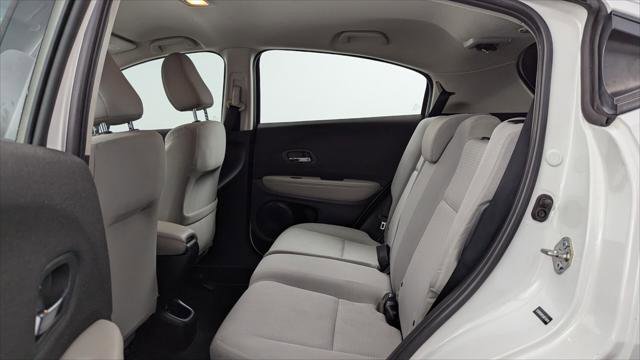Used 2020 Honda HR-V LX image 16
