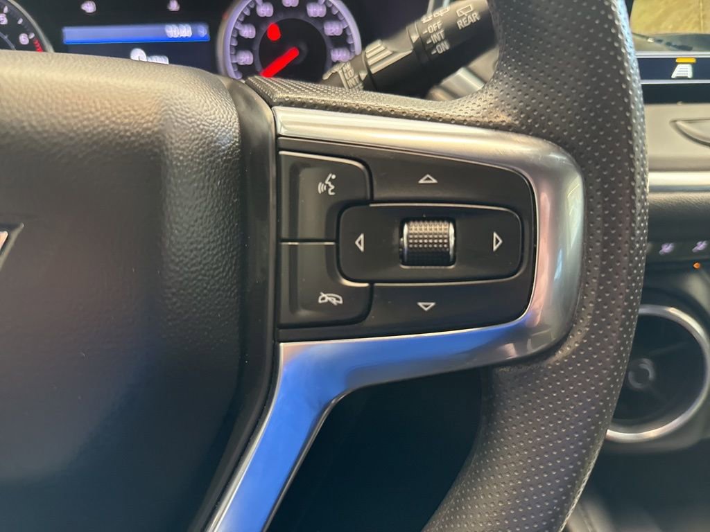 Used 2024 Chevrolet Blazer LT w/ Convenience Package AWD/4WD image 17