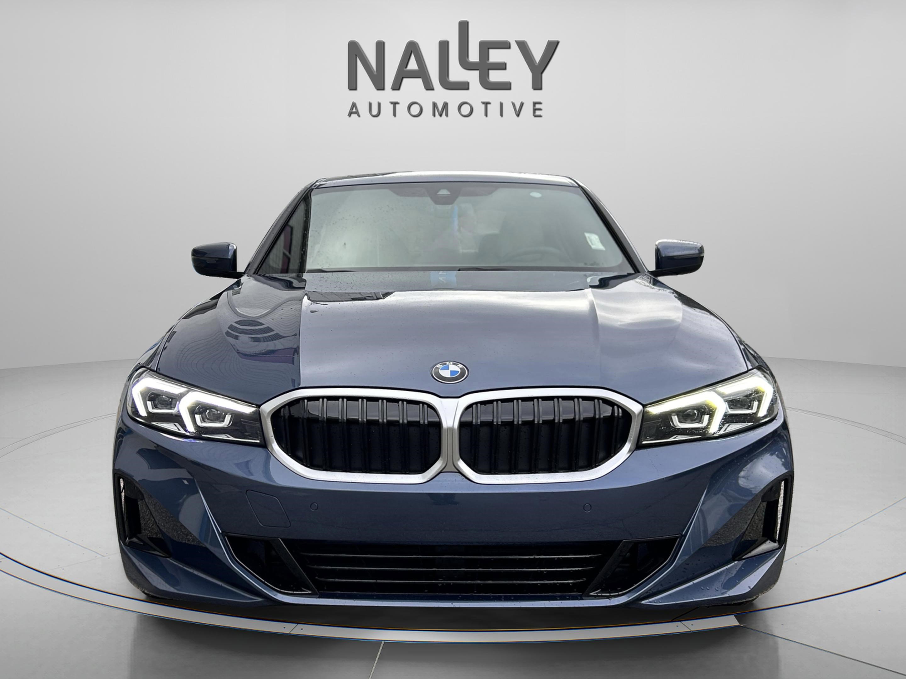 Used 2026 BMW 330i Sedan w/ Premium Package image 7