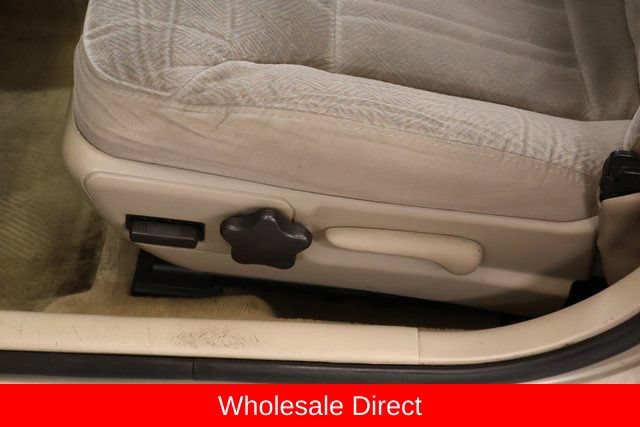 Used 2005 Chevrolet Impala w/ Preferred Equipment Group FWD image 11