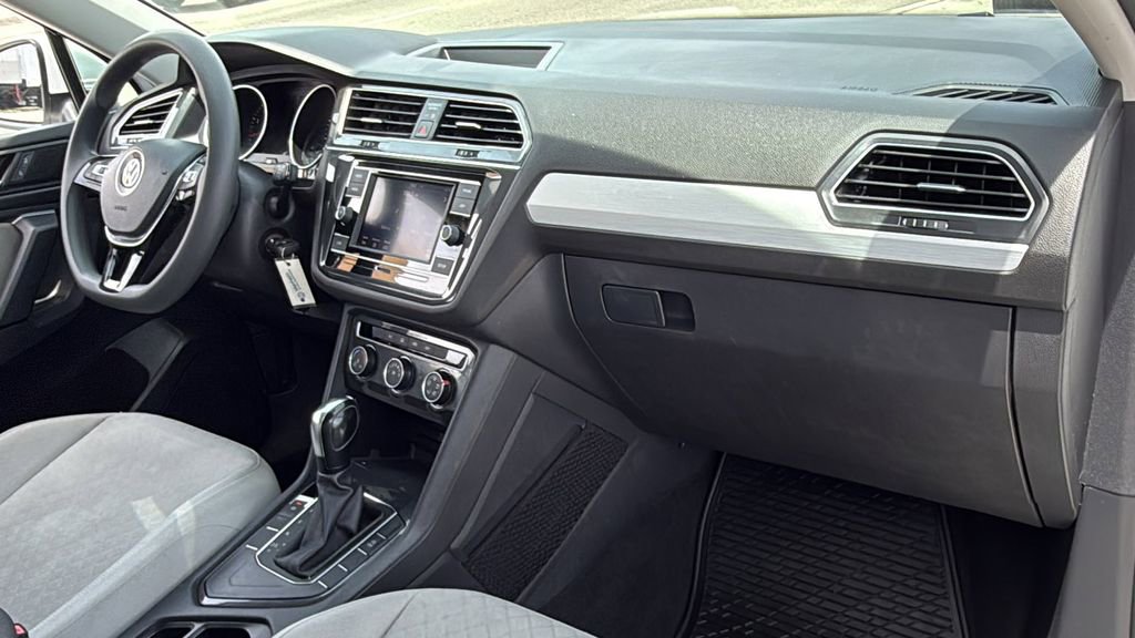 Used 2019 Volkswagen Tiguan S FWD image 42