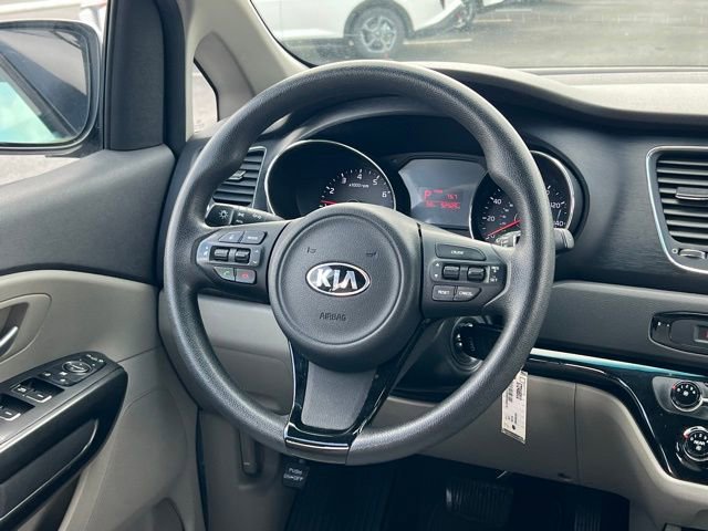Used 2016 Kia Sedona LX w/ LX Convenience Package image 14