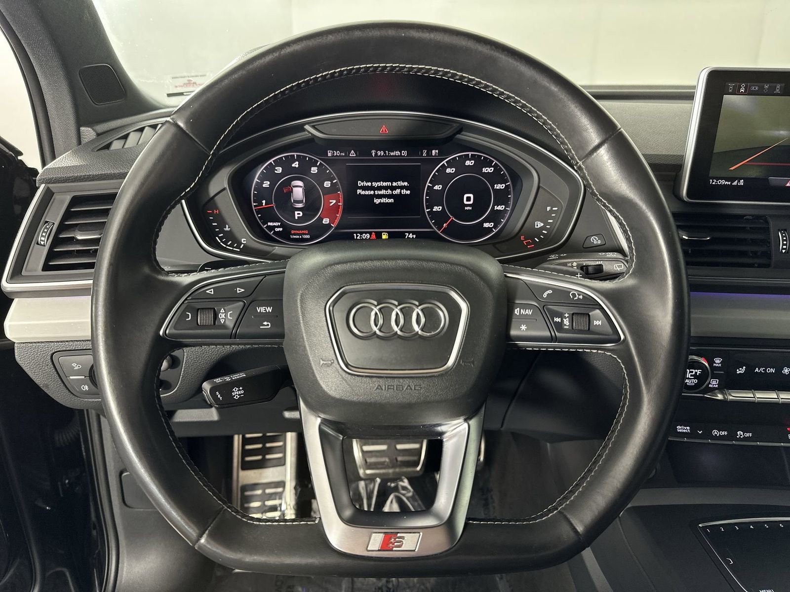 Used 2018 Audi SQ5 Prestige w/ Prestige Package image 18