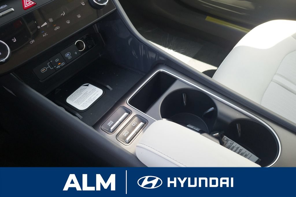New 2026 Hyundai Sonata SEL FWD image 24