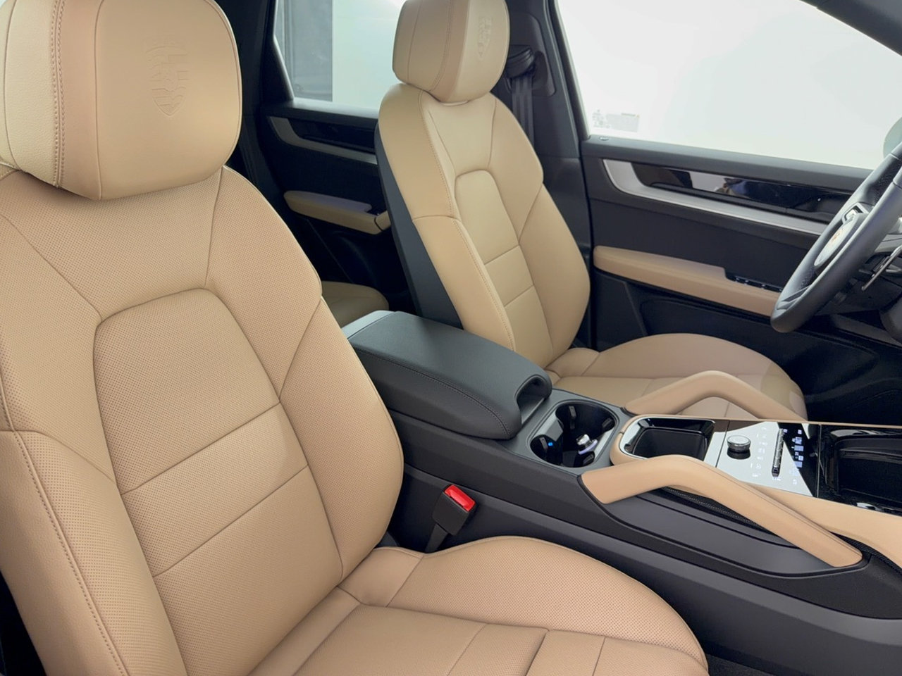New 2026 Porsche Cayenne S AWD/4WD image 30