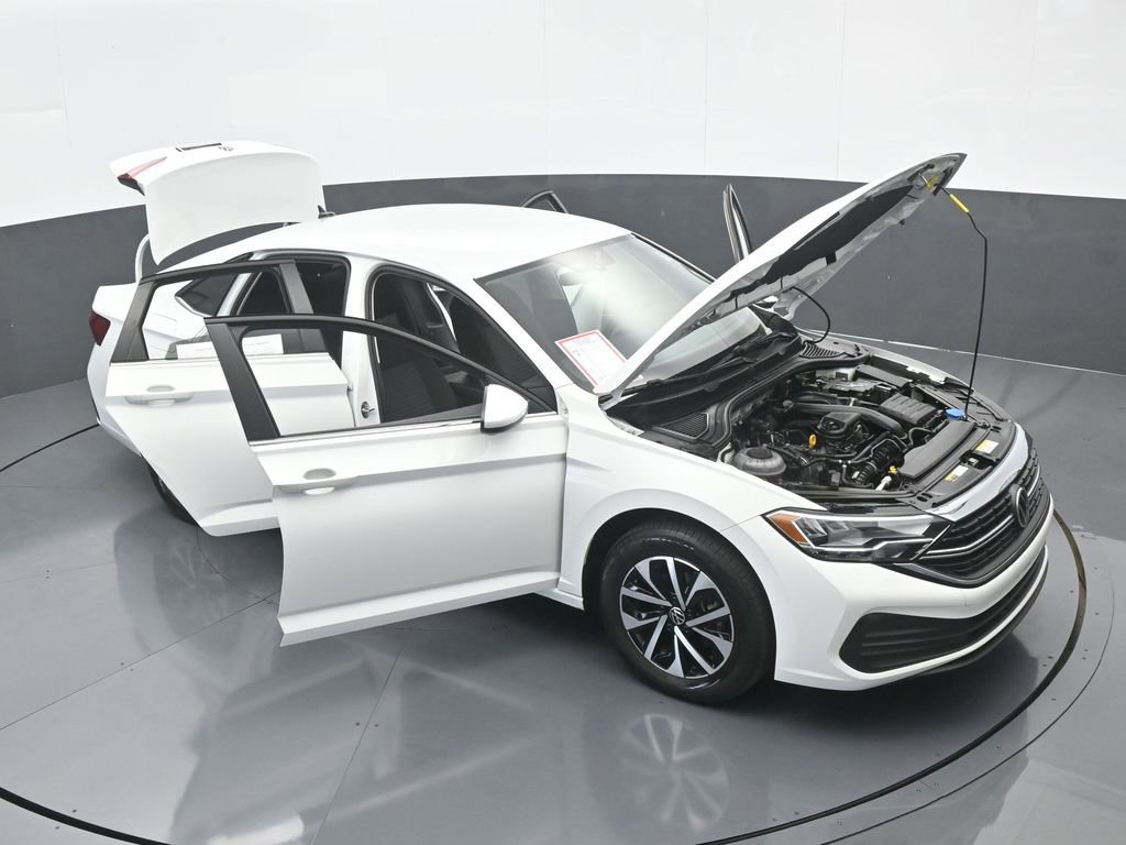 Used 2023 Volkswagen Jetta S image 67