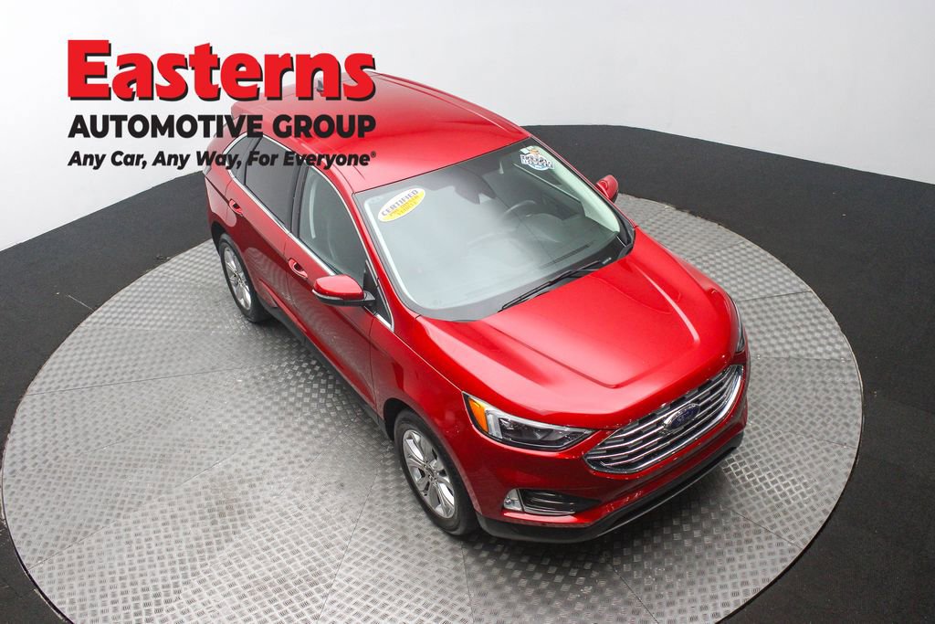 Used 2024 Ford Edge Titanium image 3