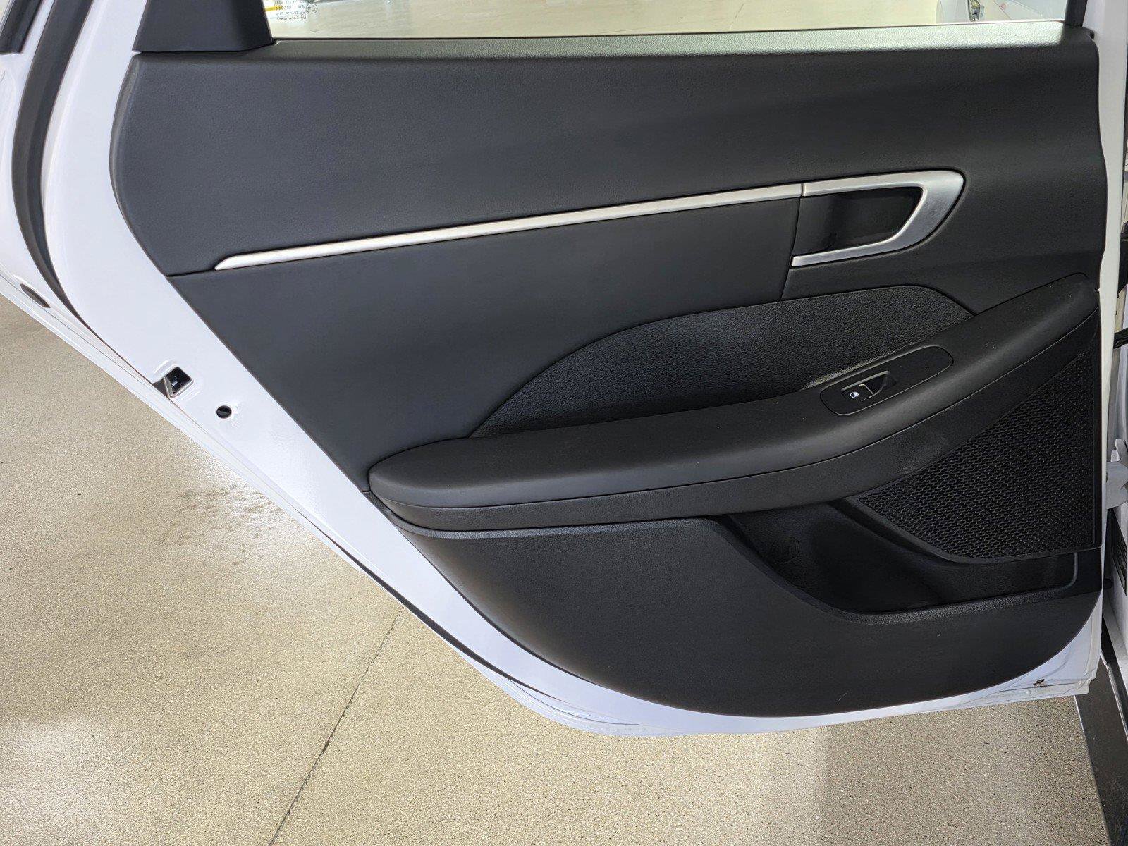 Certified 2026 Hyundai Sonata SEL FWD image 13