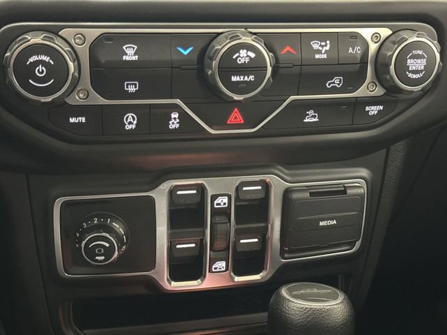 Used 2022 Jeep Gladiator Sport image 17