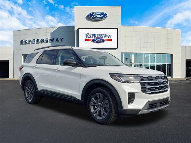 New 2026 Ford Explorer Active image 4