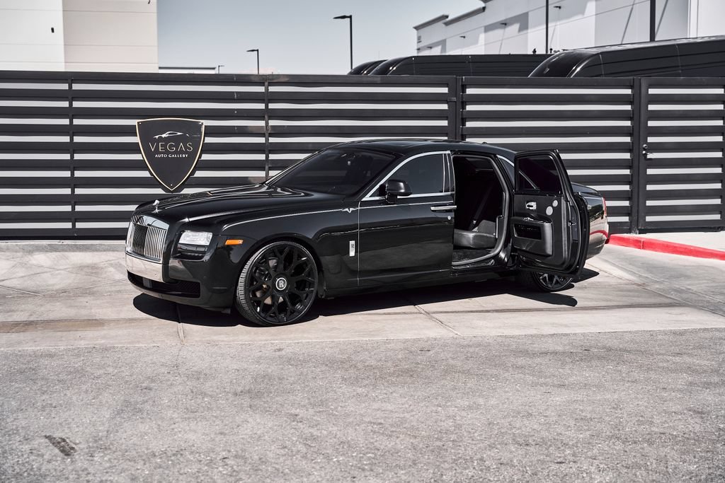 Used 2014 Rolls-Royce Ghost RWD image 5