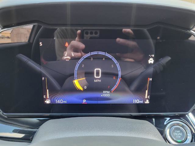 New 2026 Chevrolet Trax RS w/ Sunroof Package image 17