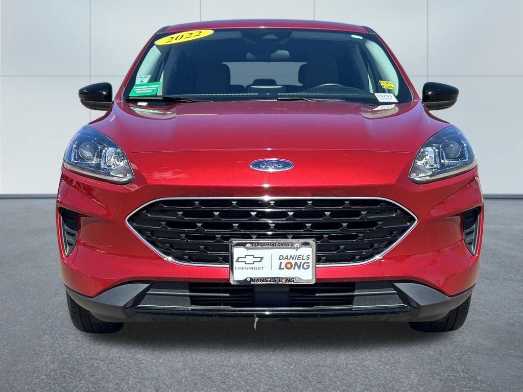 Used 2022 Ford Escape SE w/ SE Sport Appearance Package image 3
