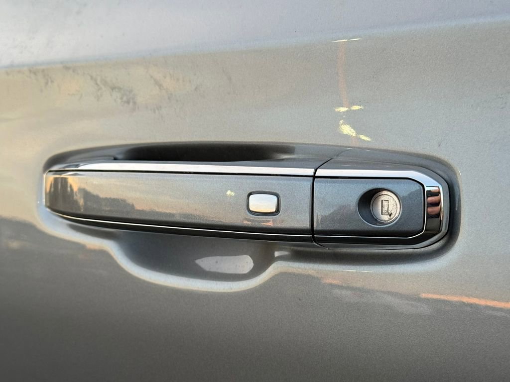 New 2026 GMC Yukon XL Denali w/ Sun & Power Step Package image 15