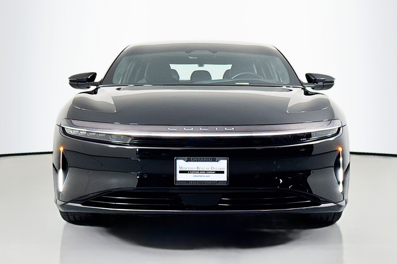 Used 2024 Lucid Air Touring image 2