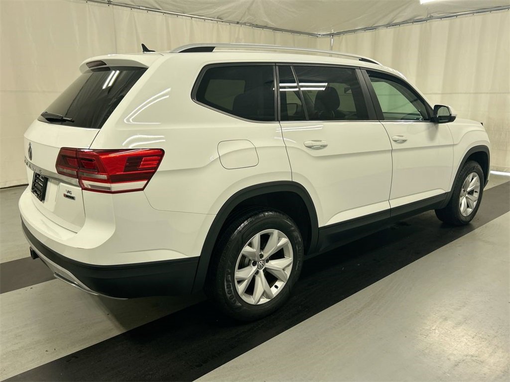 Used 2019 Volkswagen Atlas SE w/ Towing Package image 2