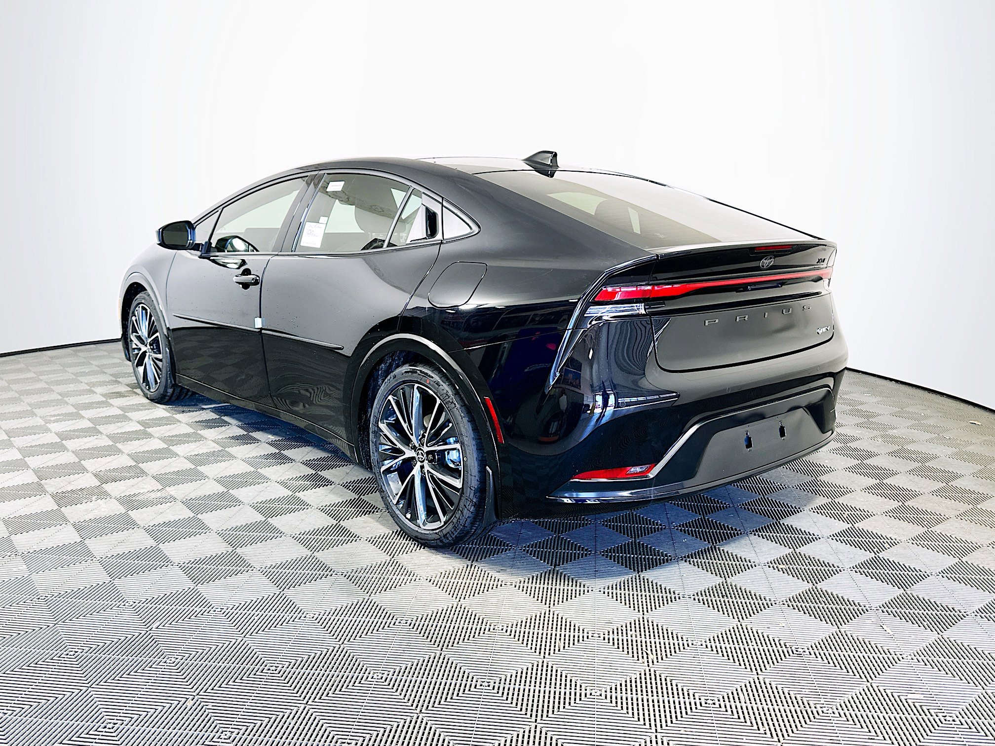 New 2026 Toyota Prius XLE image 5