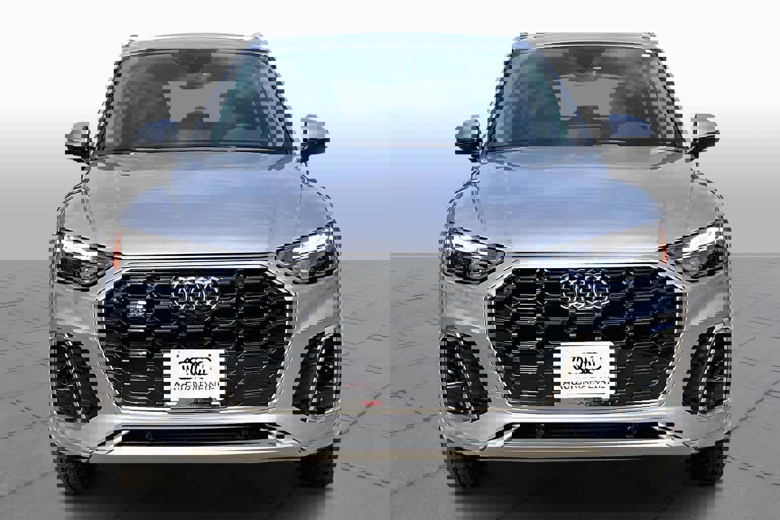 Used 2023 Audi Q5 2.0T Premium Plus w/ Premium Plus Package image 3