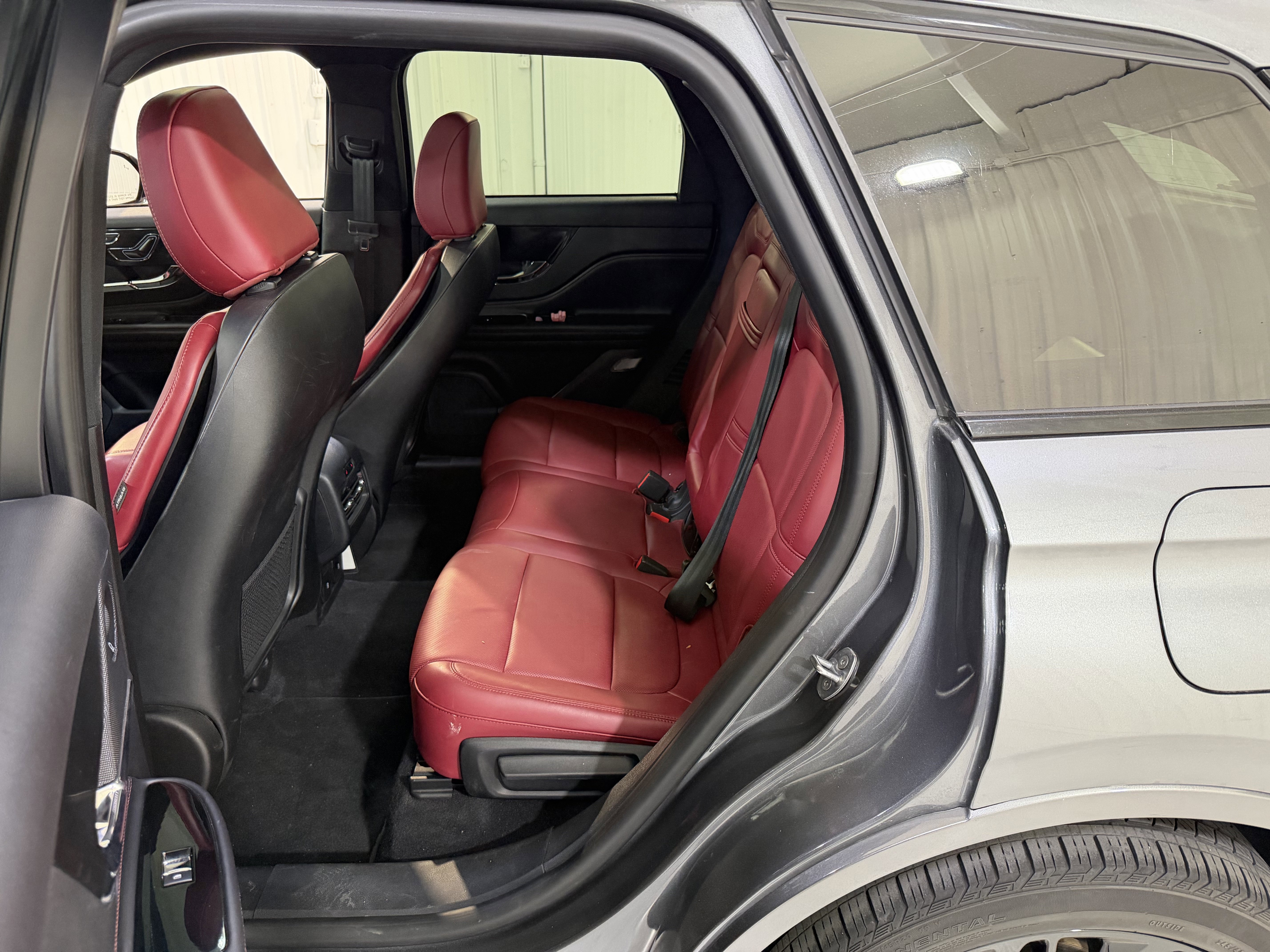 Used 2023 Lincoln Corsair Reserve w/ Equipment Group 202A image 11