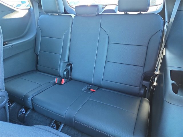 New 2026 Chevrolet Traverse LT w/ Midnight/Sport Edition image 12