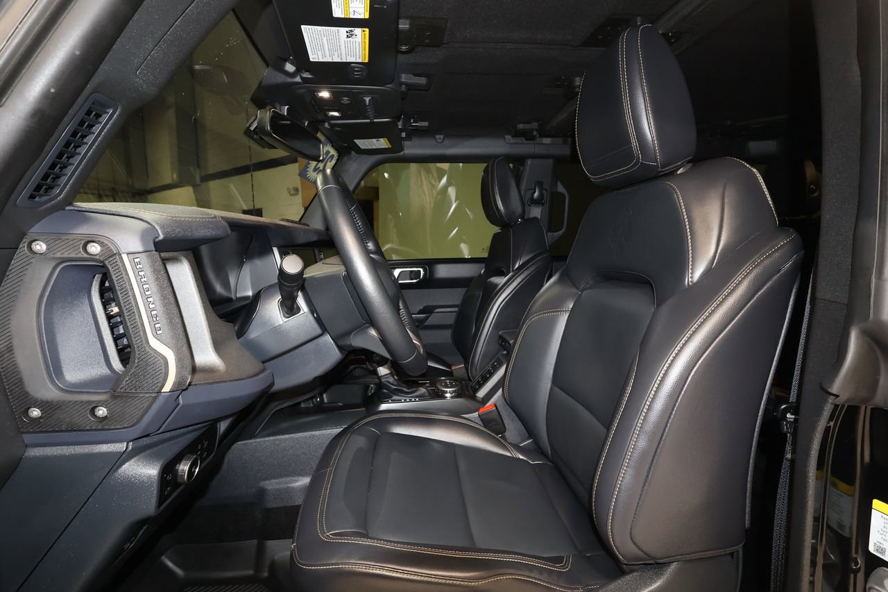 Used 2025 Ford Bronco Badlands AWD/4WD image 23