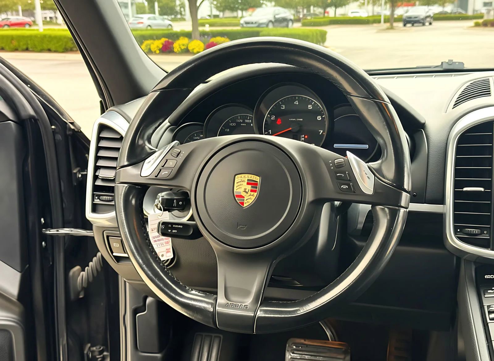 Used 2013 Porsche Cayenne image 16