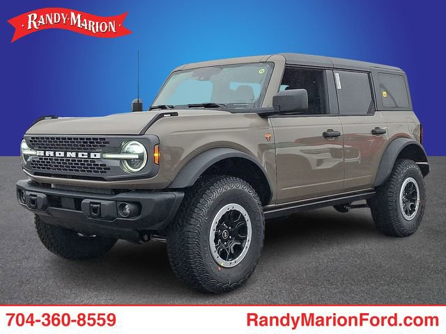 New 2025 Ford Bronco Badlands w/ Sasquatch Package