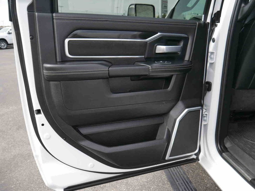 Used 2022 RAM 3500 Laramie image 16