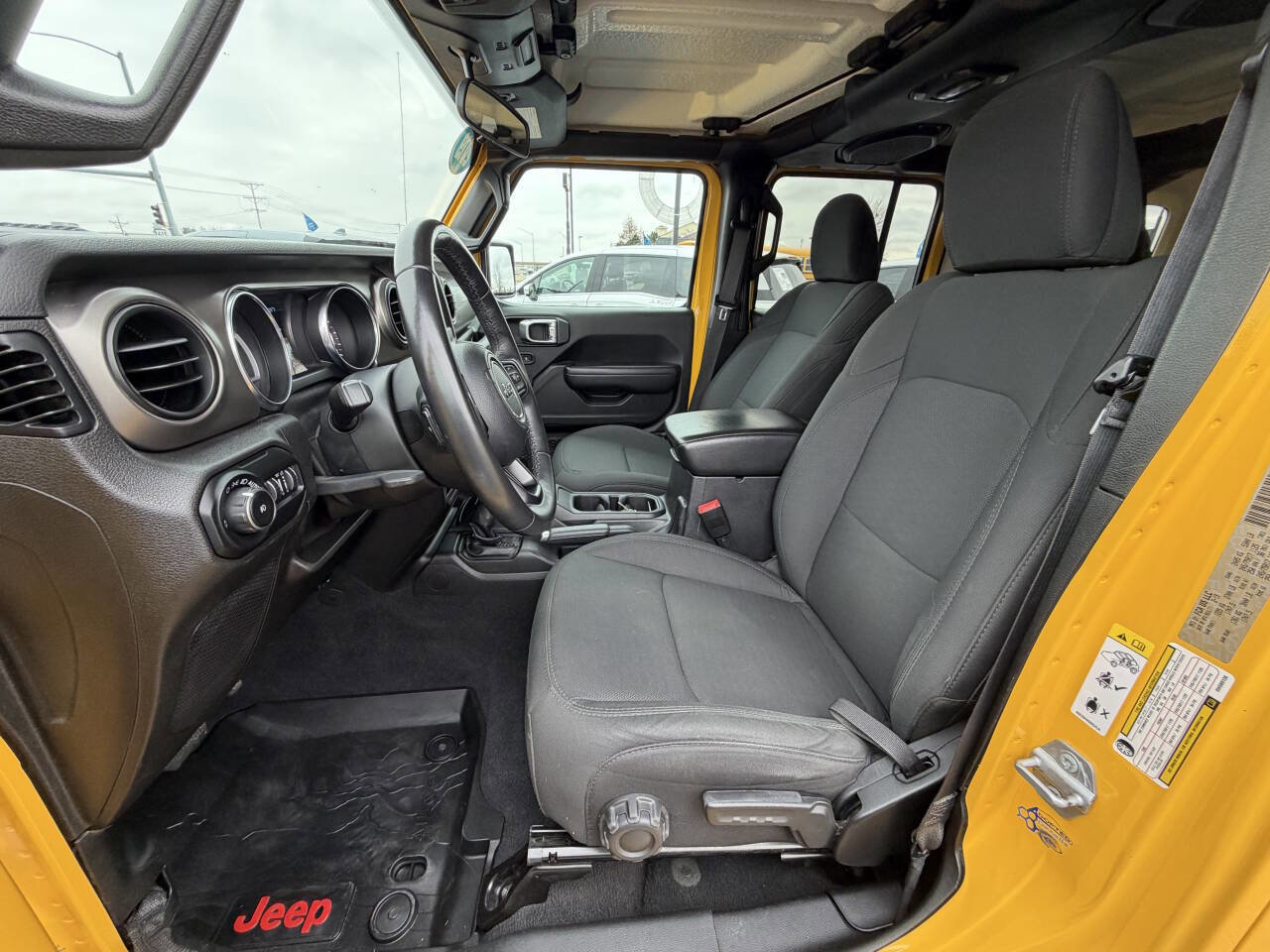 Used 2019 Jeep Wrangler Unlimited Sport S image 9