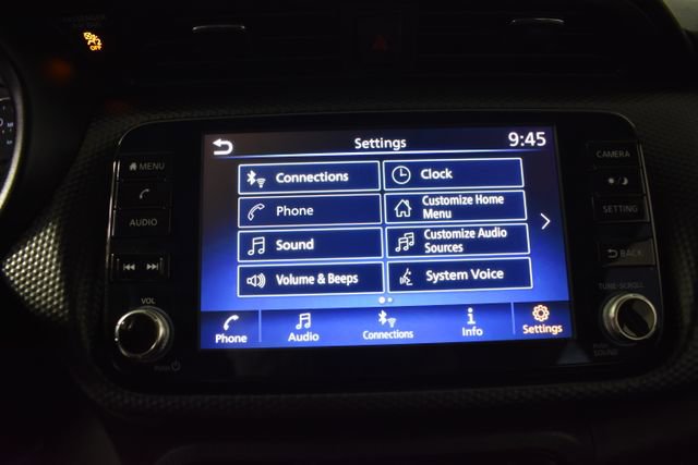 Used 2021 Nissan Kicks SV FWD image 20
