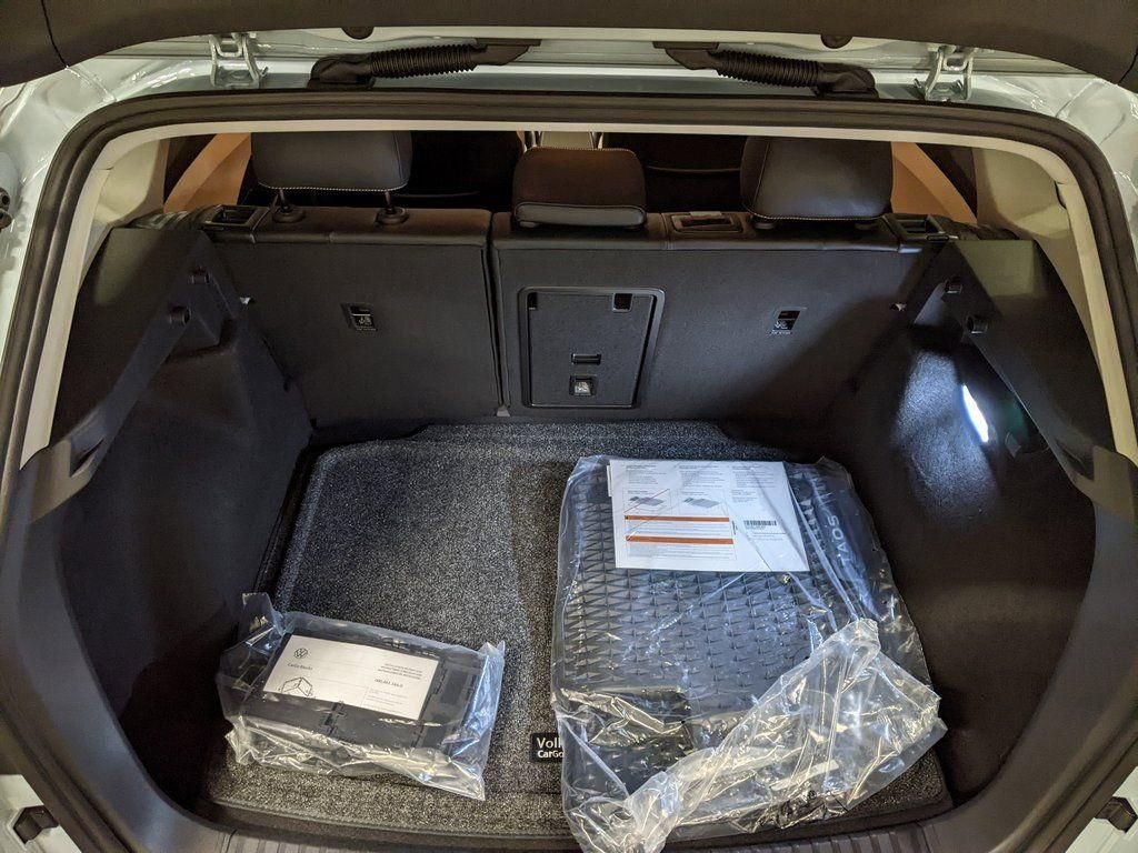 New 2026 Volkswagen Taos SE image 26